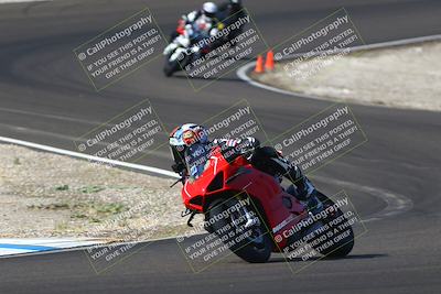 media/Sep-20-2025-TrackDaz (Sat) [[27f0cde673]]/B Group/1020am (Turn 3)/